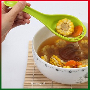 Sendok Sayur Sup Dengan Penyaring Kuah Colander Spoon