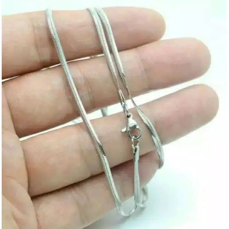 KALUNG TITANIUM ANAK MODEL PIPI WARNA SILVER 35CM