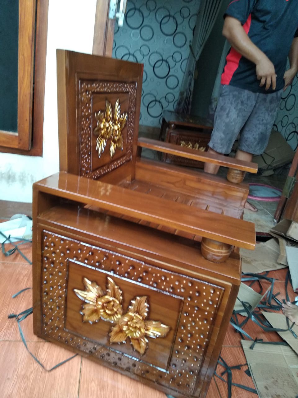 Kursi Tamu Jati Minimalis Koper Bola Tumpuk Robot Piramid