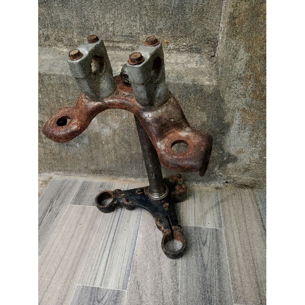 tripel T shock depan Honda S90 castrol original