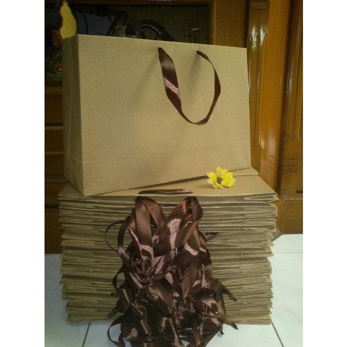

(TERLARIS) Paperbag/Paperbag Souvenir/Paper Bag Packing Onlineshop Uhfahshop