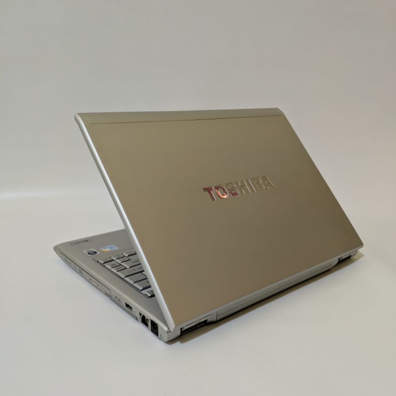 laptop editing Toshiba Tecra r10 -  Vga Nvidia Quadro - ram 4gb