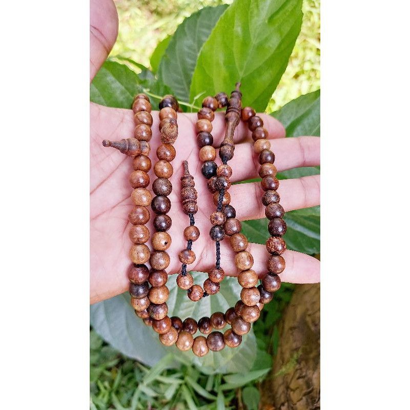 Tasbih gaharu tasbih kayu gaharu tasbih gaharu asli kalimantan tasbih 99 butir