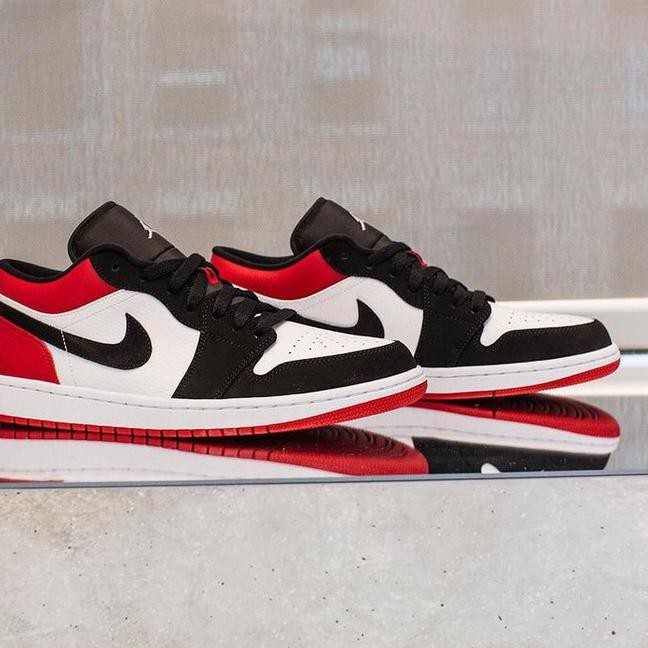 AIR JORDAN 1 LOW BLACK TOE ORIGINAL 