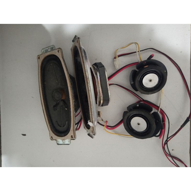 Speker Salon Tv LED Polytron PLD 40D100