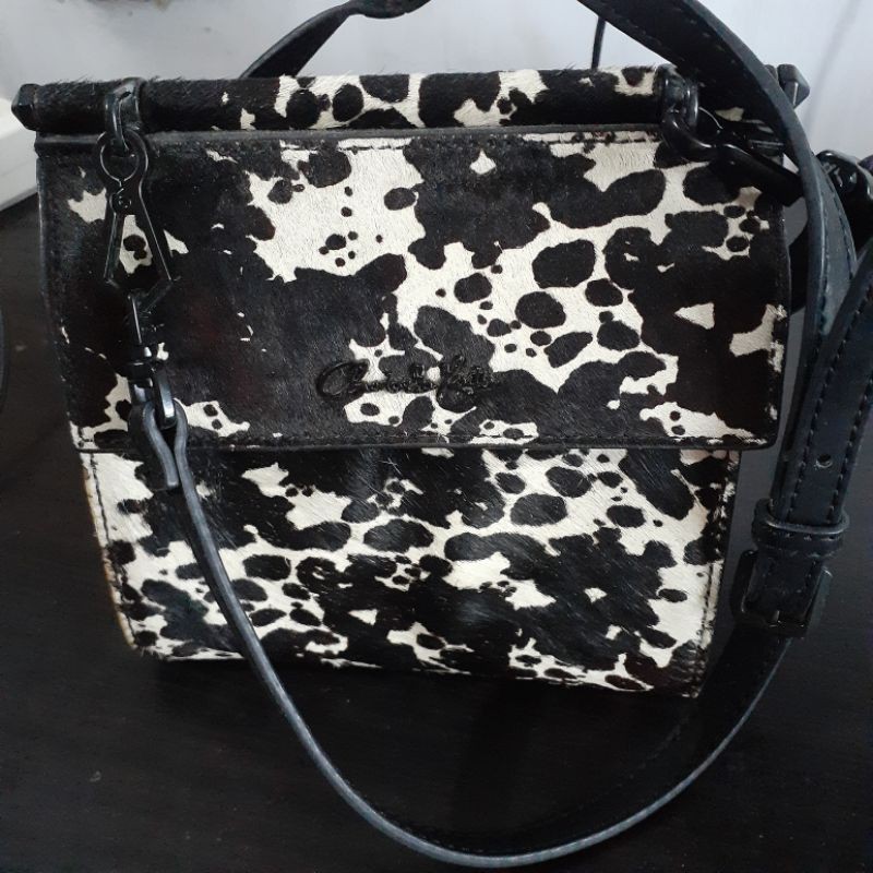 preloved tas ck charles keith bulu