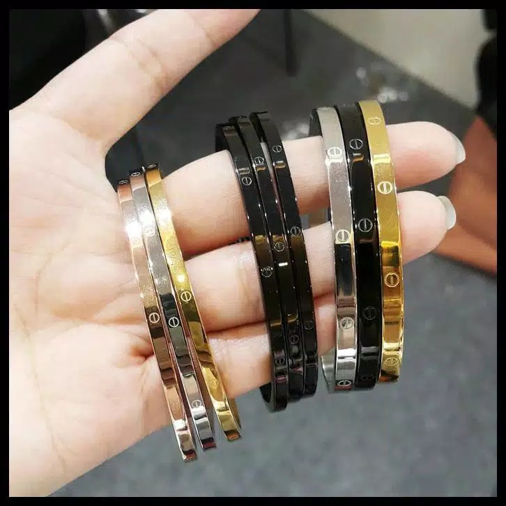 Gelang titanium terlaris/terhits GOLD,ROSEGOLD,SILVER anti karat selamanya/ gelang bangle titanium