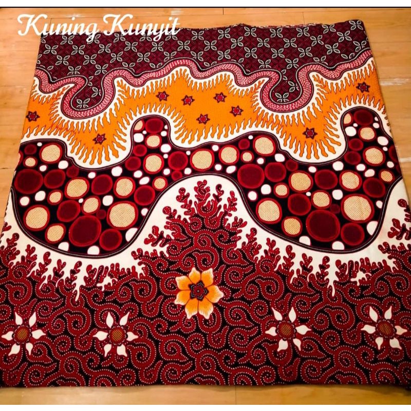 Kain Batik Solo Primisima Bunga warna kuning kunyit
