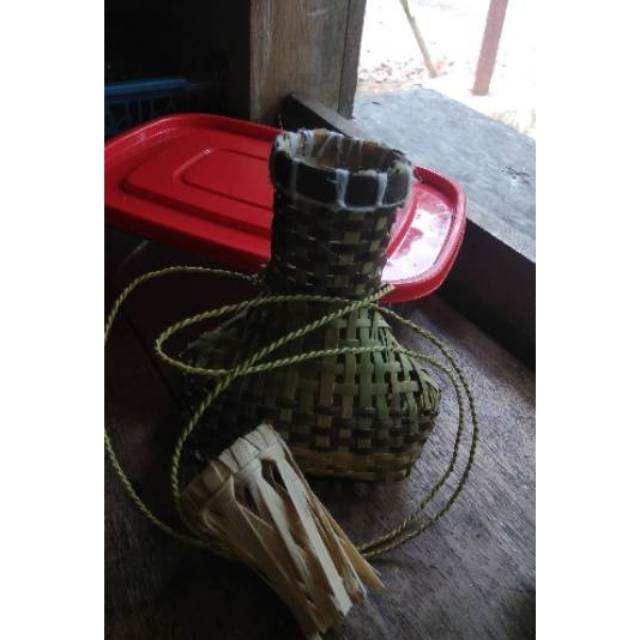 Kempis Tempat Ikan bahan bambu/ Korang Ikan bambu