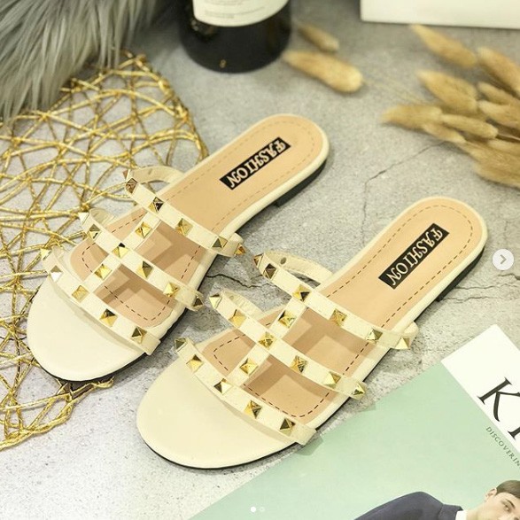 Sandals A85