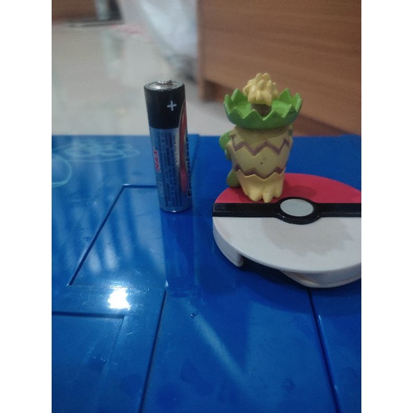 figure pokemon tomy ludicolo