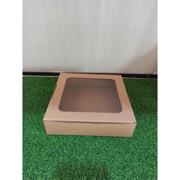 

BOX HAMPERS MIKA / BOX POLOS MIKA
