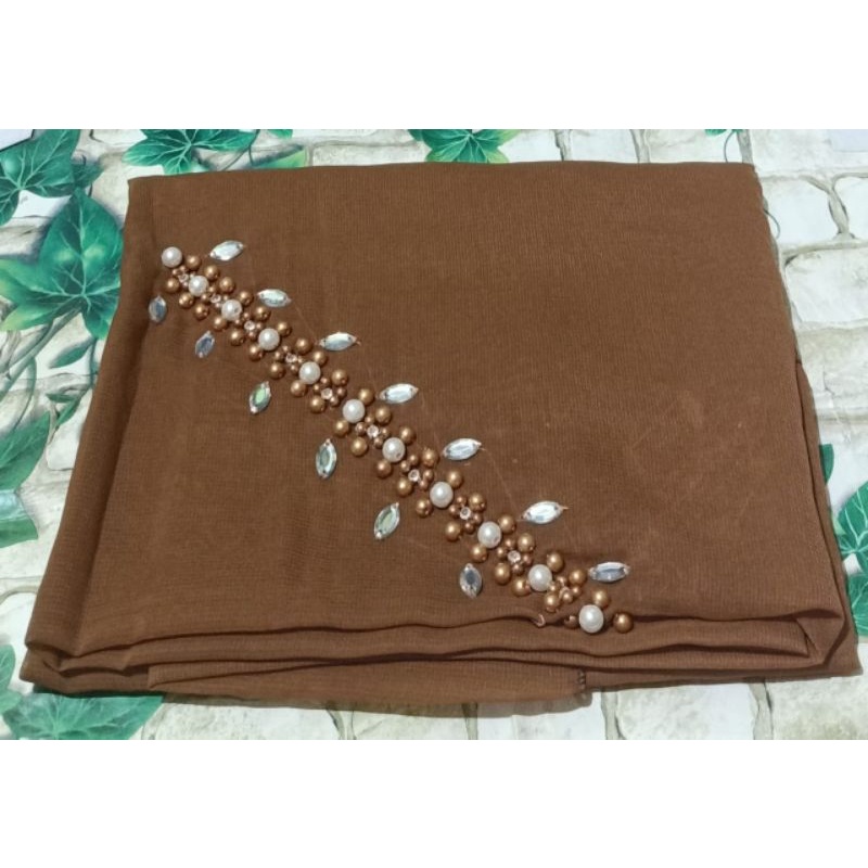 SEGIEMPAT PAYET BANDO BELLA/HIJAB BANDO MUTIARA/KERUDUNG PAYET BELLA SQUERE-Mocca