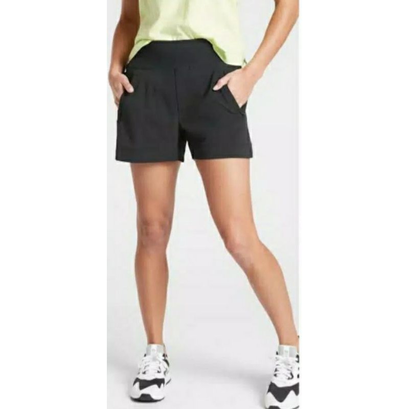 celana pendek brand wanita athleta