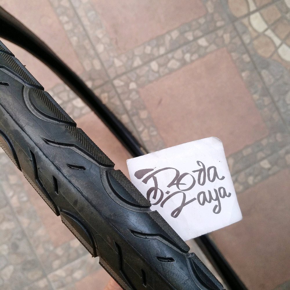 Ban Luar Sepeda Kenda 27.5 x135 Kenda Kwest