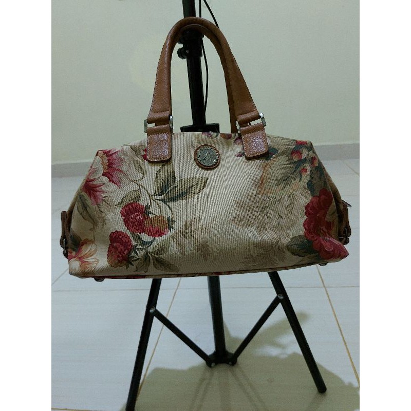 Tas wanita preloved branded Andre Valentino