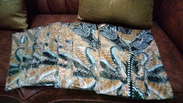 Atasan Batik Dolby Dolbi Dobby Doby Tenun Sutra Tulis Halus Katun Atbm Baron ,sarombit Atasan