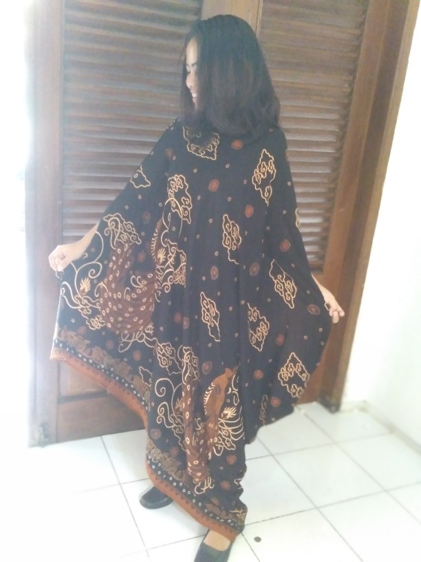 Kaftan Paris Asimetris Dress Batik Kondangan Cantik Anggun Gaun Batik Premium Ori Batik Solo