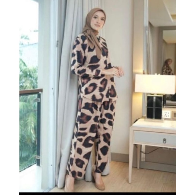 ERDE SET / ONE SET JUMBO XXL - STANDART XL  / YOSIE SET ONESET MOTIF ABSTRAK DAILY SET HOMEWEAR HOMEY SETELAN WANITA MOTIF TIE DYE   ONE SET RAYON-FILLA SET