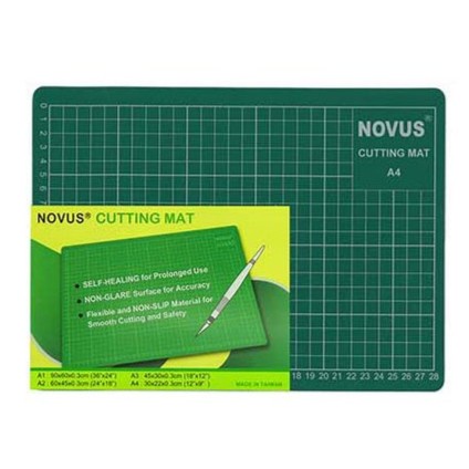 

CODE479 Novus Cutting Mat A4