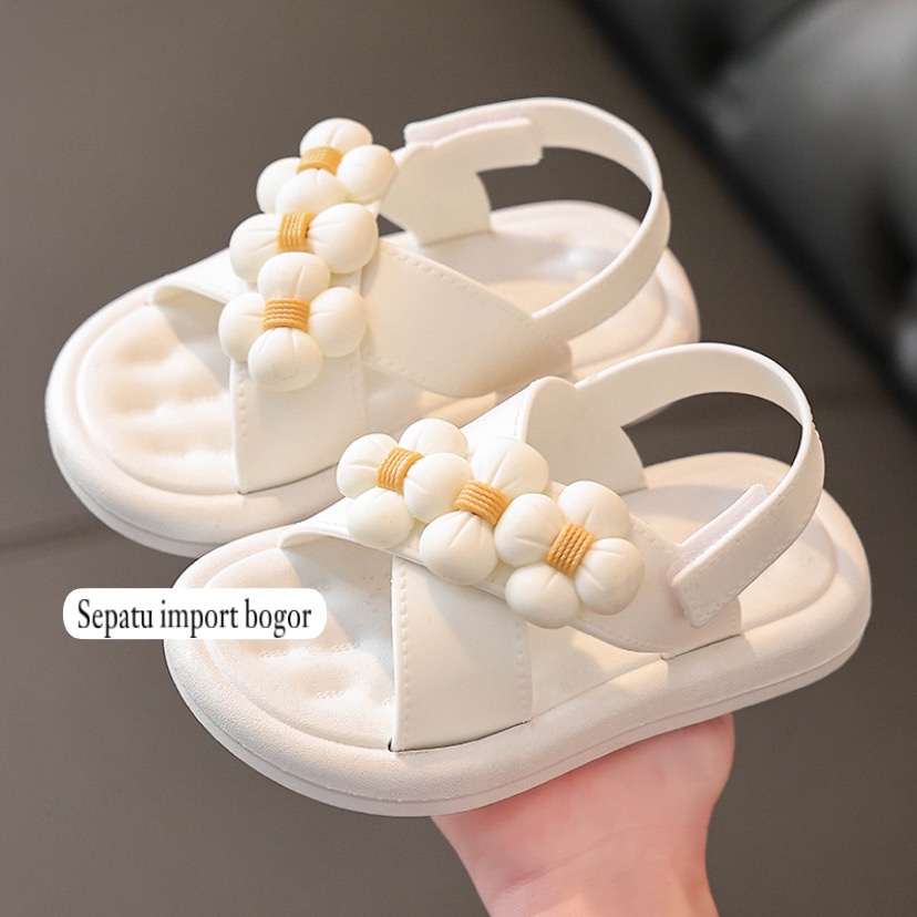Sandal Anak Jelly ELora Silang BUNGA Import / Sendal Anak Perempuan Karet Empuk / Sandal Tali Aanak Perekat Lucu-PUTIH