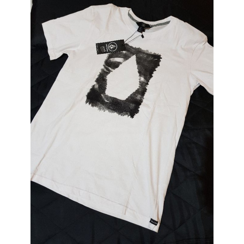 kaos volcom original BM