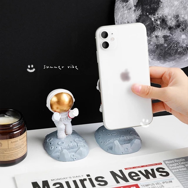 MIINII Phone Holder Astronot HP HD-09 Dekorasi Hias Rumah Meja Kamar Anak Phone Holder Keras High Quality