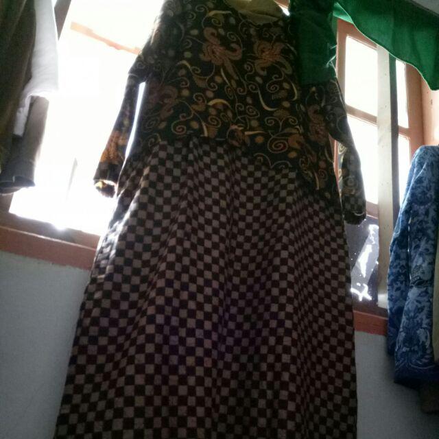 Gamis Batik Peplum Sogan