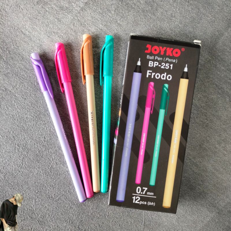 

[NEW] Ball Pen Pulpen Pena Joyko BP-251 Frodo 0.7 mm 1 pcs (1 buah) ORI