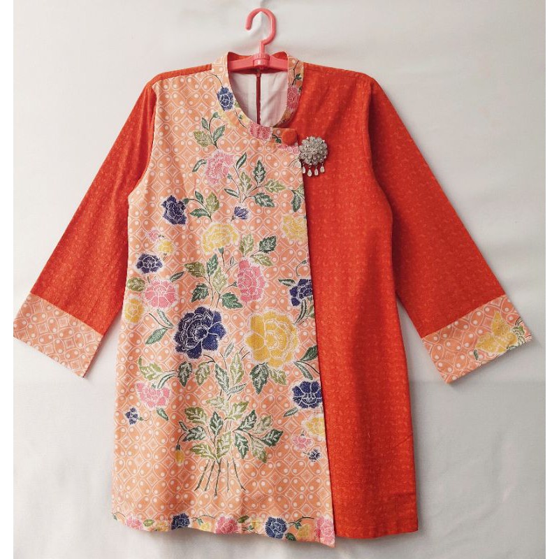 TUNIK BATIK ENCIM ( kombinasi embos ).