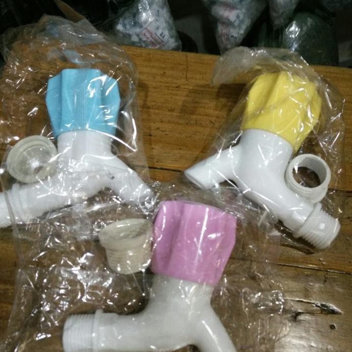 KRAN AIR PUTAR / KRAN AIR PLASTIK MURAH ratele992 Ayo Beli