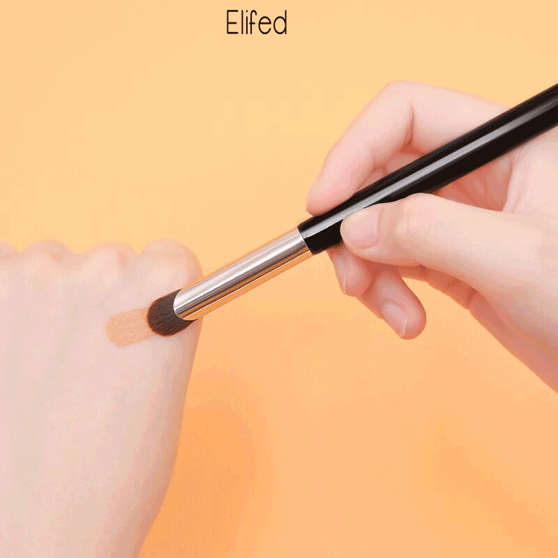 Concealer Makeup Brush Under Eye Concealer Brush Foundation Liquid Concealer Buffer Brush Eyeshadow Detail Concealer Brush