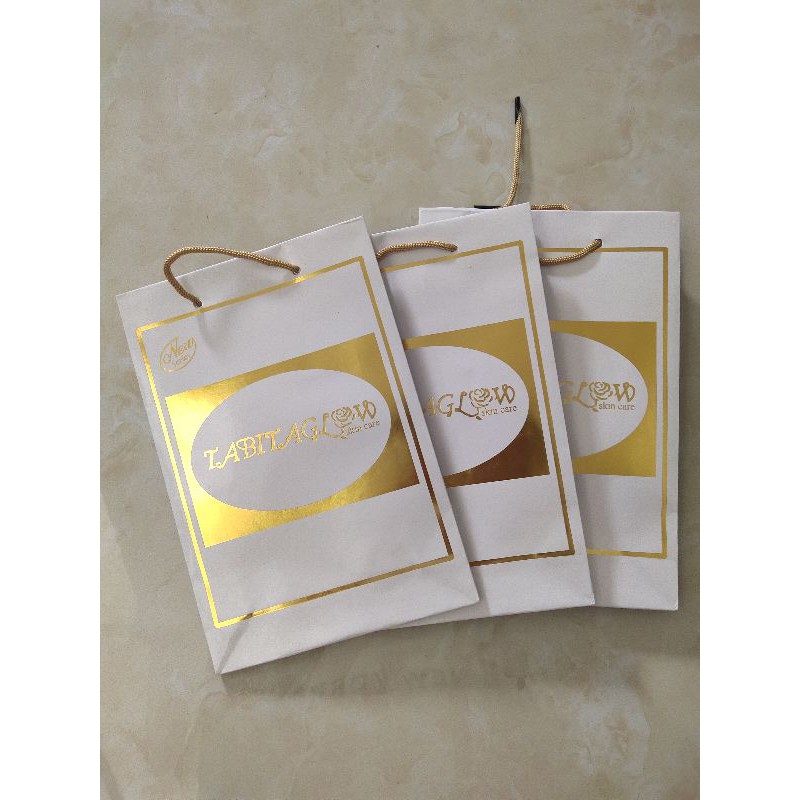 

Paper Bag Tabitha Glow