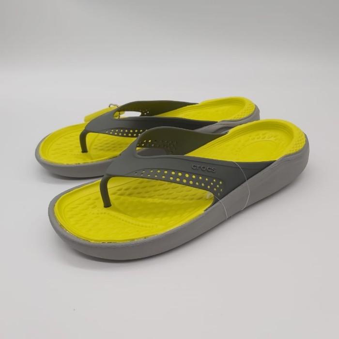 Sandal Crocs Pria  Sandal Crocs Literide Flip Man  Sandal Jepit Restock