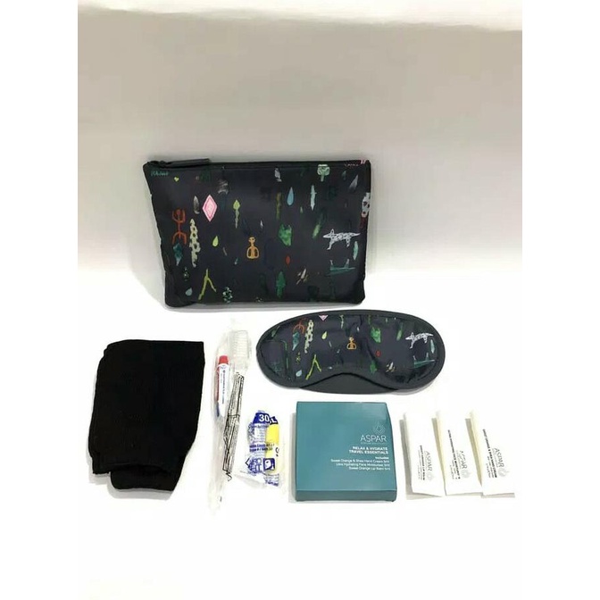 AMENITY KIT TRAVEL LIMITED EDITION FROM BUSINES CLAS QANTAS AIRLINES D