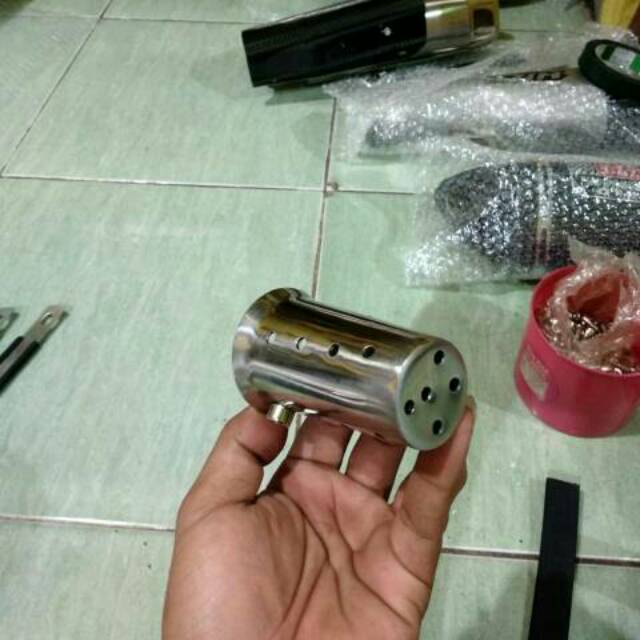 Peredam suara DBkiller stenlis knalpot recing meredam smpai 50% suaranya.