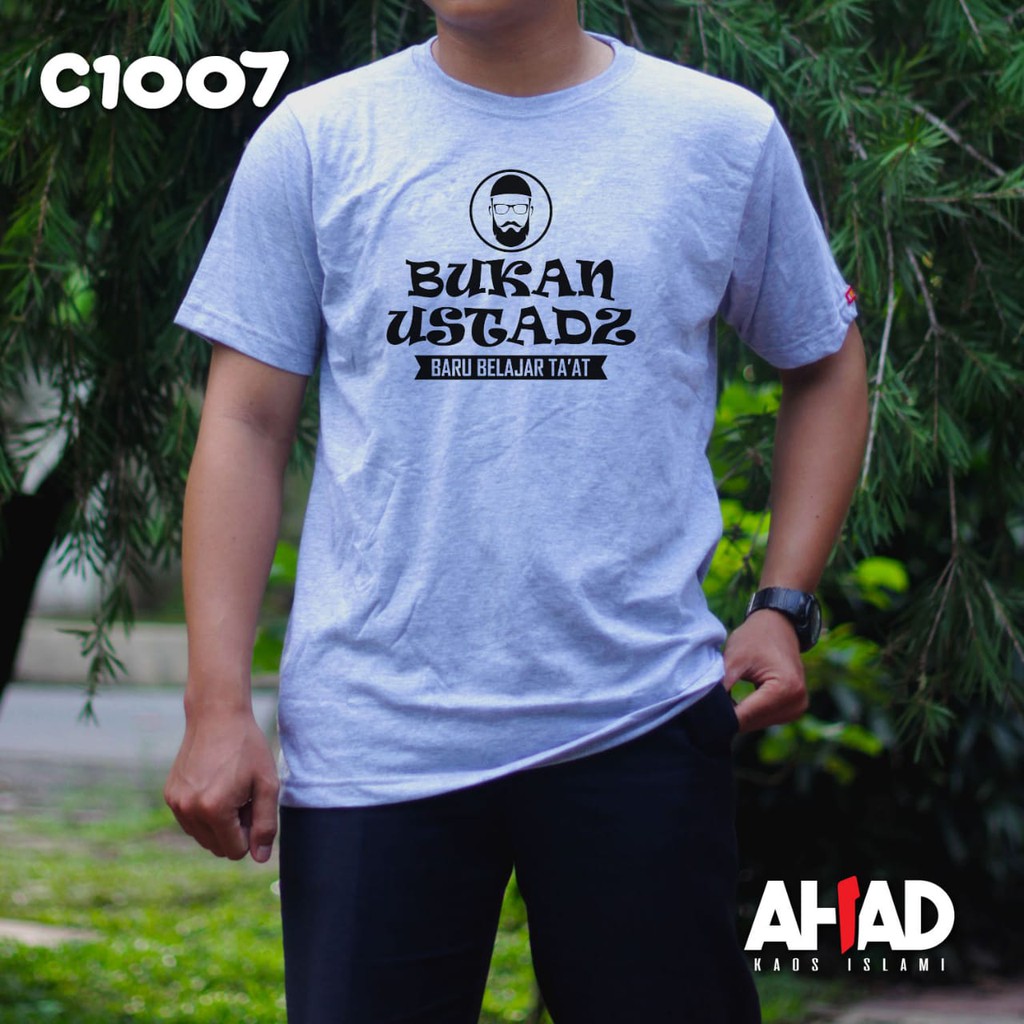 Kaos islami ahad - Bukan Ustadz C1009