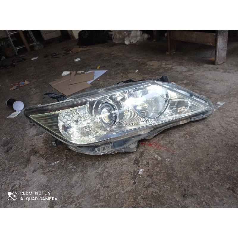 Headlamp Lampu depan Camry 2012