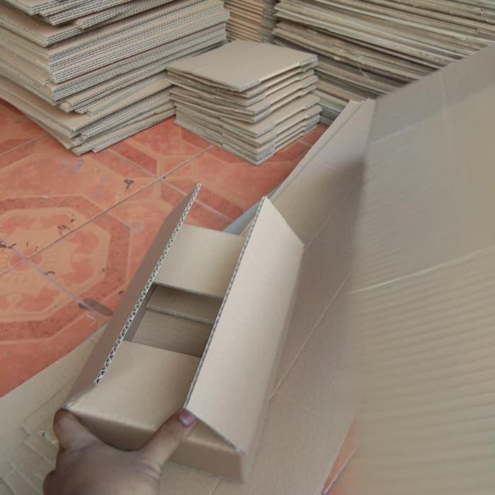 

PROMO SPESIAL Kardus box uk, 22x15x11 cm BOLEH DROPSHIP