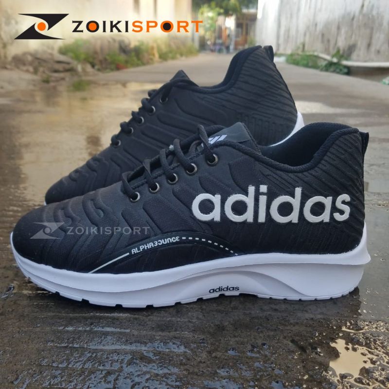 Sepatu pria Terbaru Sepatu kekinian  Sepatu sport running Trendy  bayar di tempat