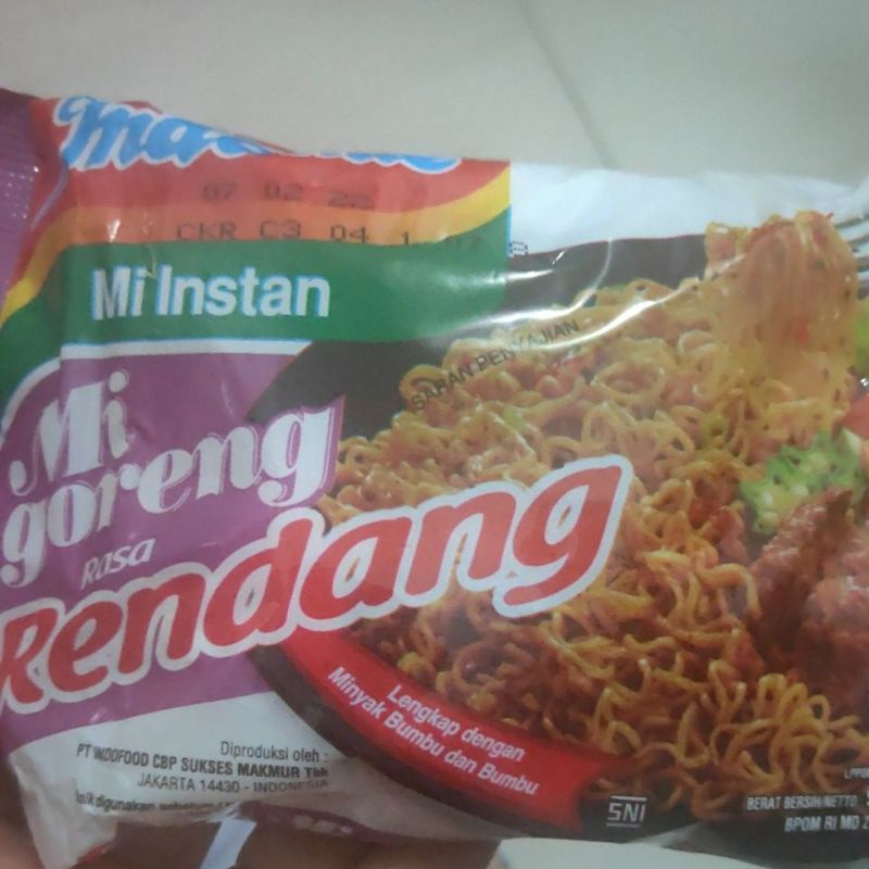 

Mie INSTAN Indomie Goreng rasa Rendang