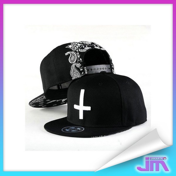 Wuke Topi Snapback Cross - Black