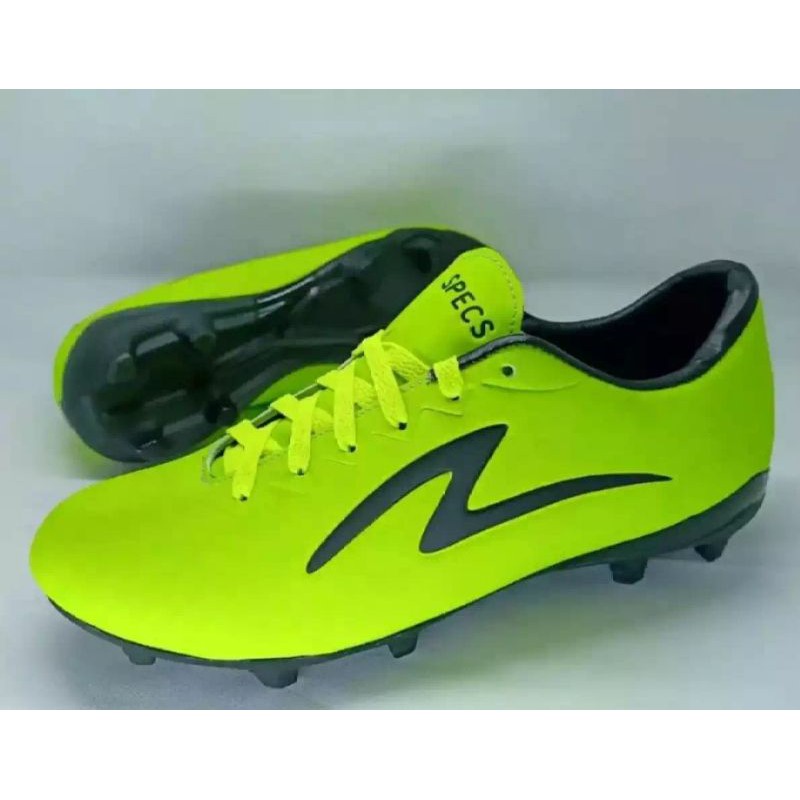 Sepatu Bola Specs Keren