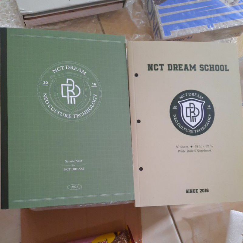 [OFFICIAL] WTS Sharing B2S NCT Dream Jeno ver free Stand Calender Sg21 Dream