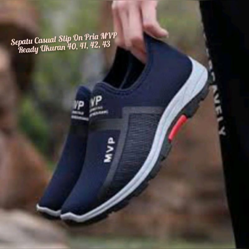 Sepatu Casual Slip On Pria MVP