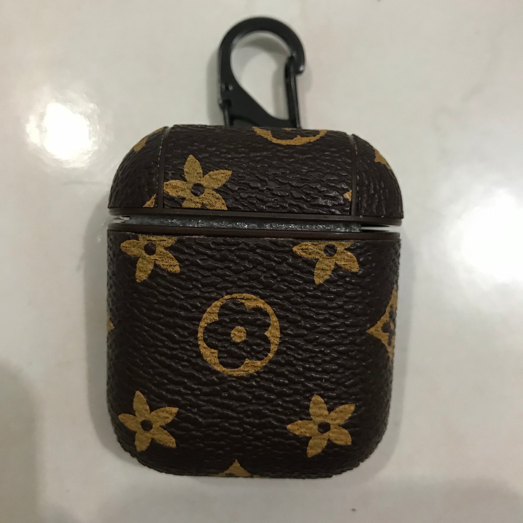 AIRPOD HARD CASE ITALIAN LEATHER iPhone Earpod Branded Bags LV Gucci Burberry Louis Vuitton AIRPODS