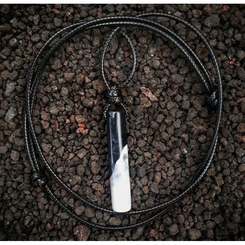 KALUNG RESIN YING DAN YANG UNTUK COWOK