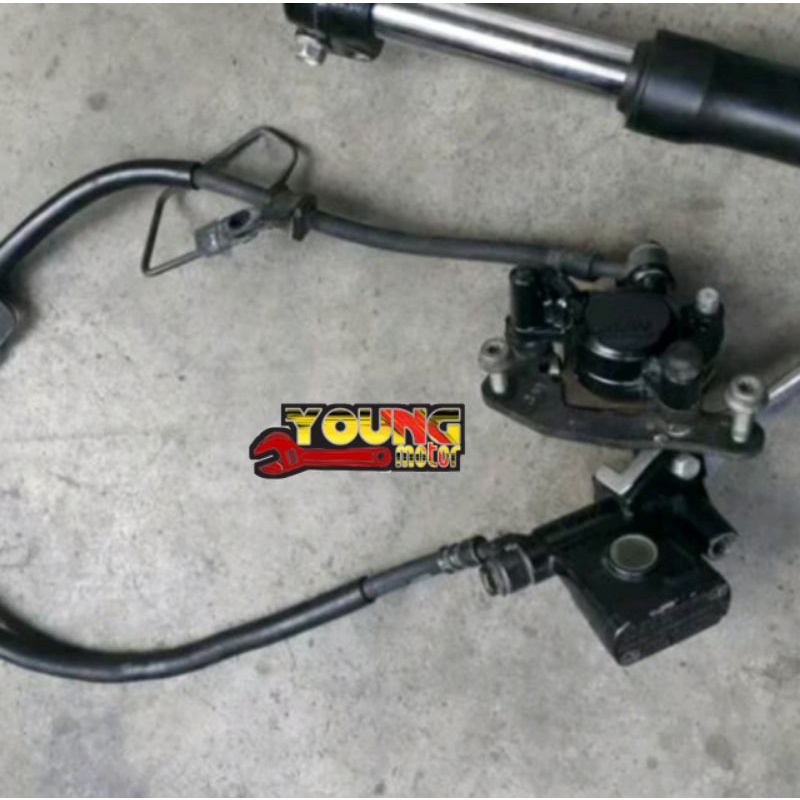 Master Rem Depan Assy Fullset Honda Vario 125 old Beat Fi Non CBS Original Assy ORI AHM