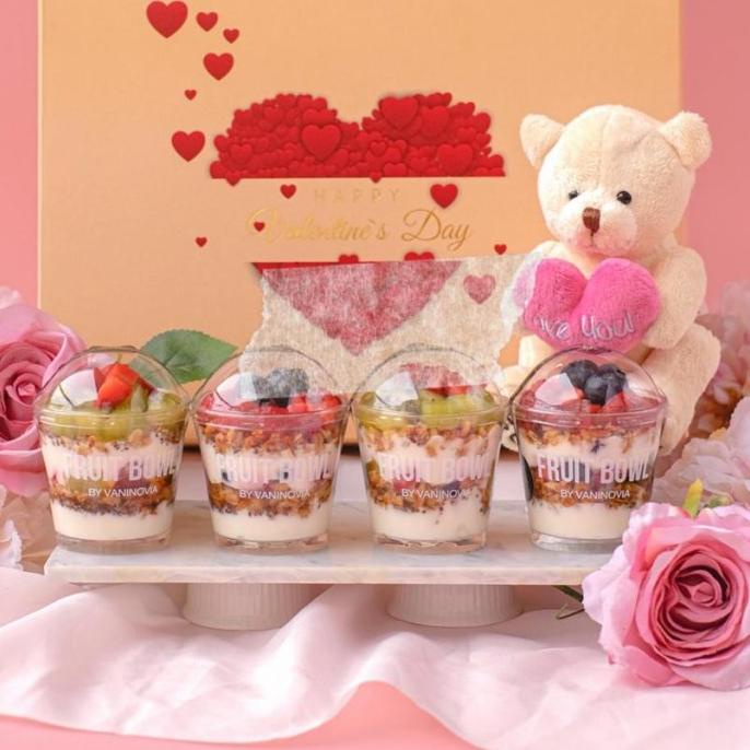 

VALENTINE GIFT BOX HAMPERS FRUIT PARFAITS - HADIAH KADO VALENTINE UNIK DG654EAFVD