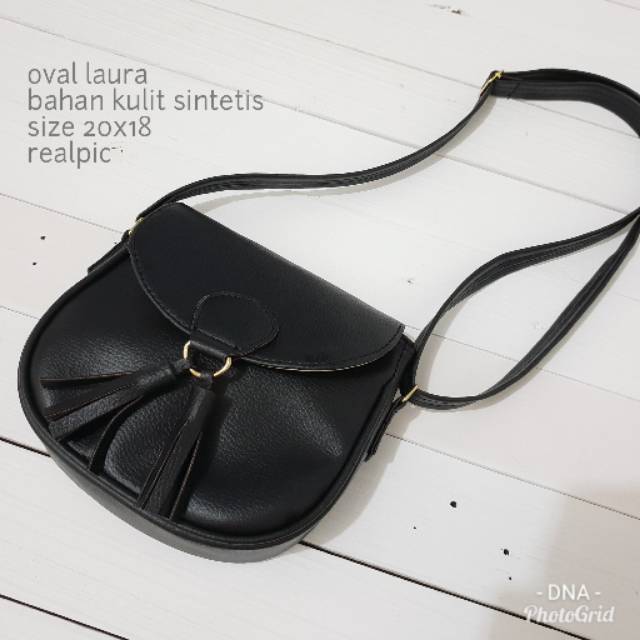 Realpict Slingbag oval laura dna